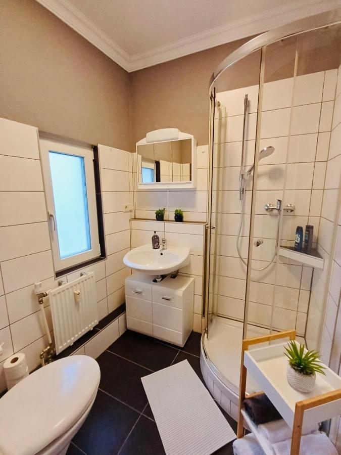 6 Apartment